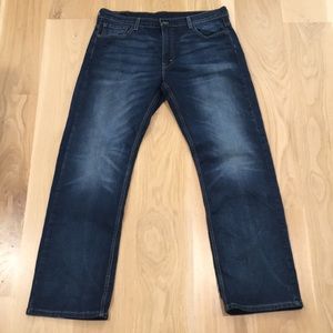 Levi’s 569 Jeans
